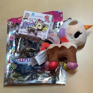 Tokidoki Unicorno Sundae enamel pin plush gift set
